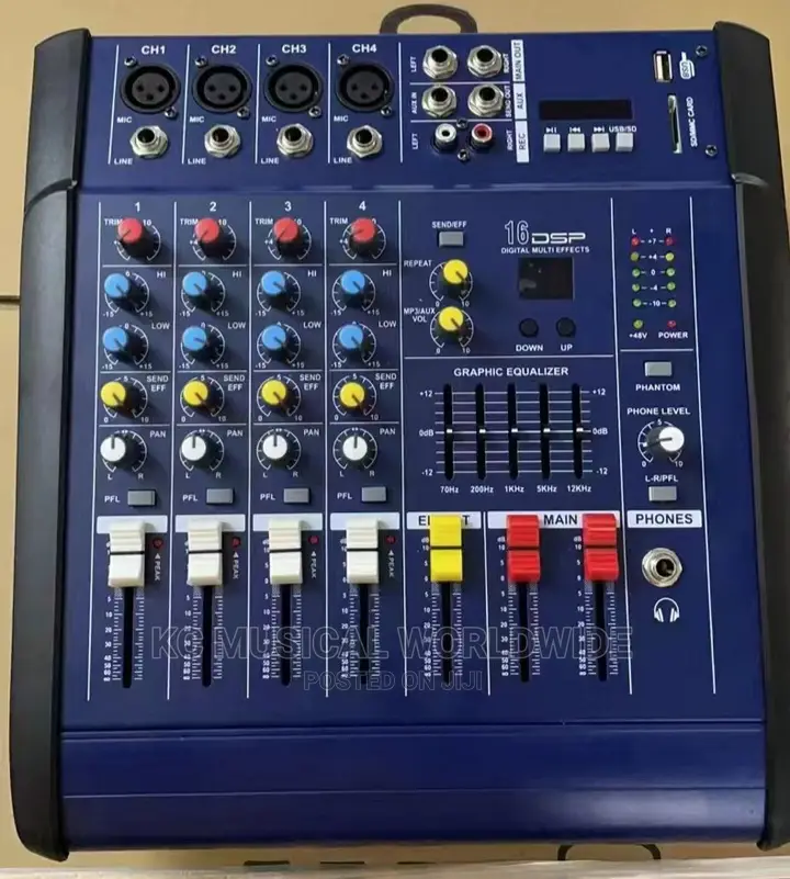 Yamaha/Dynamic Sound Powered Mixer 4chanels