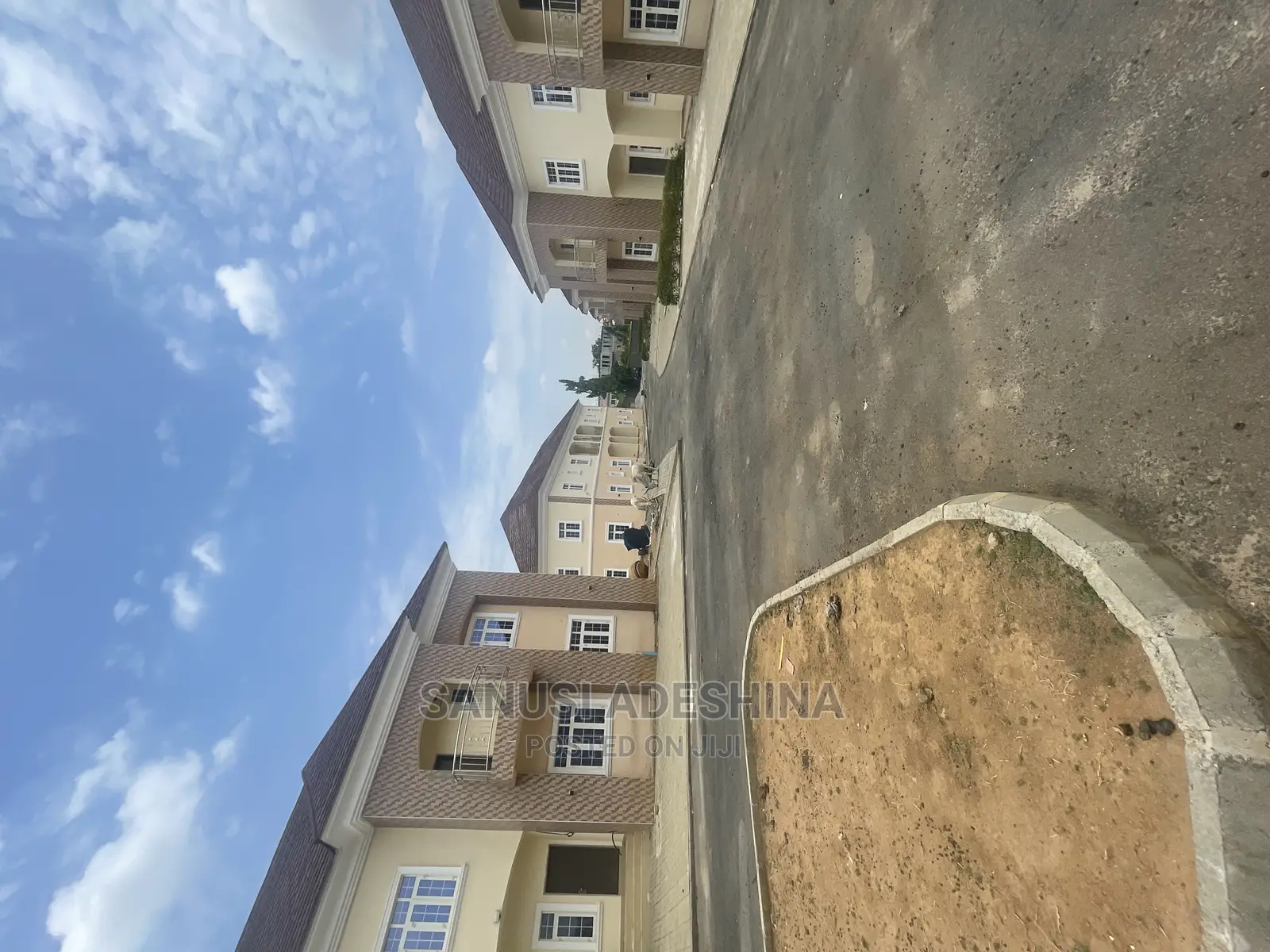 4bdrm Duplex in Life Camp FCT Abuja for Sale
