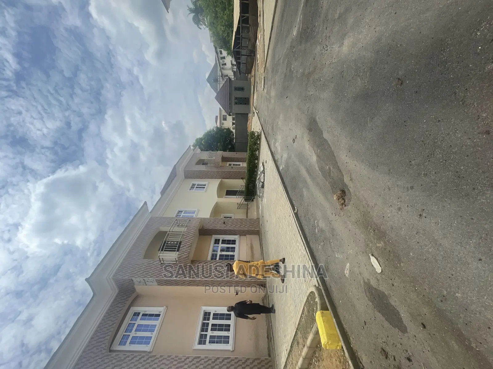4bdrm Duplex in Life Camp FCT Abuja for Sale