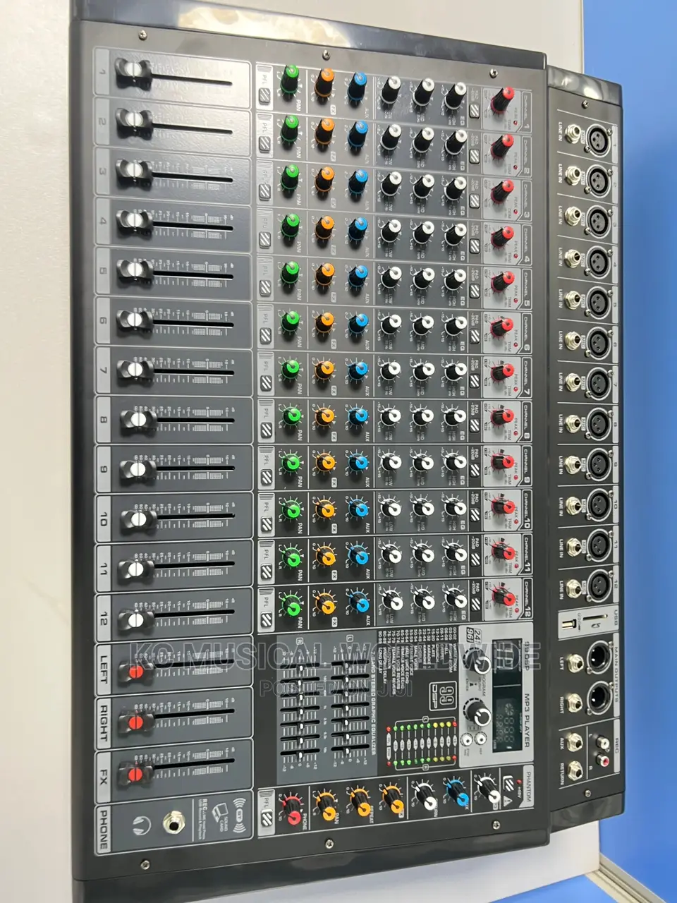 Yamaha/Dynamic Sound 12chanels Powered Mixer