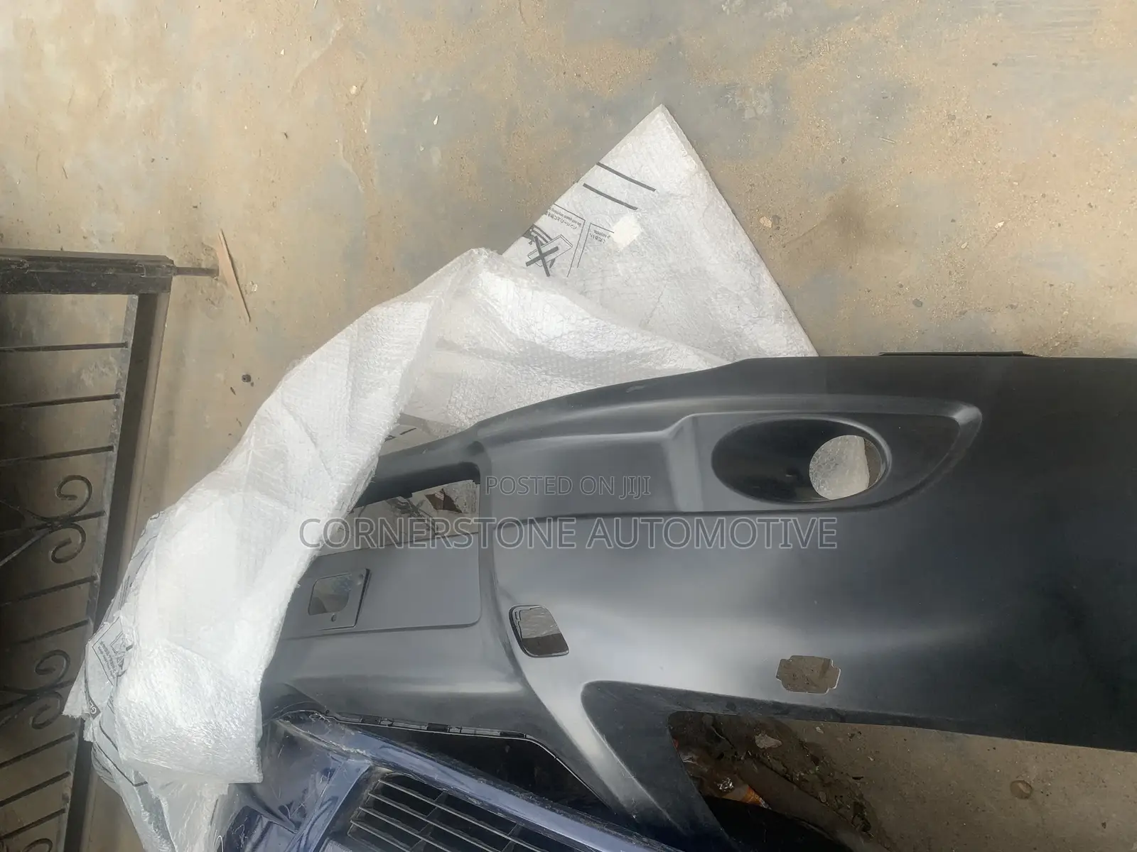 Front Bumper Avensis 2010