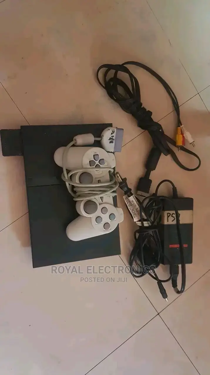 Great Quality Uk Used Ps2(Slim) With Pes23 +10 Games And Pad