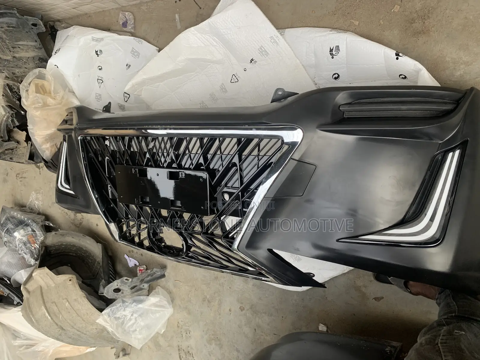 Complete Front Bumper Rx 350 2018