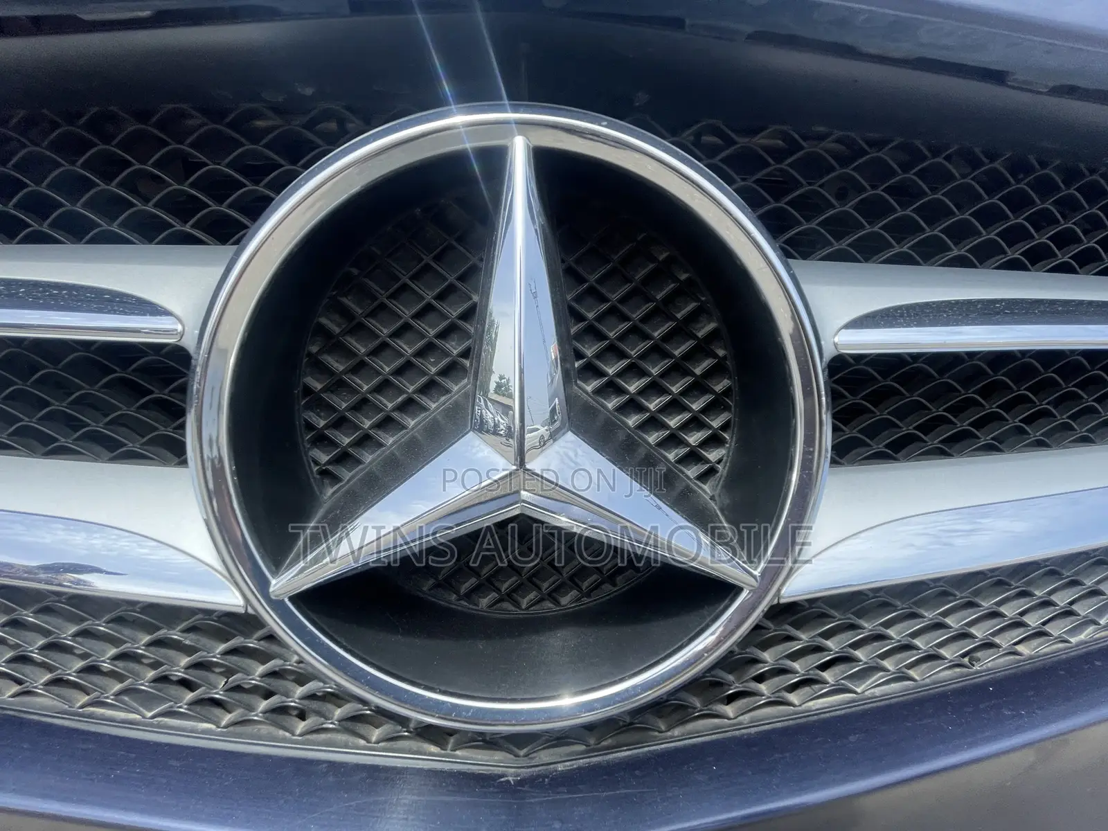 Mercedes-Benz C300 2016 Blue