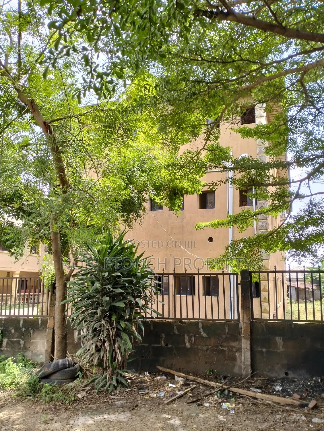 Government Approved International School on 4plots of Land