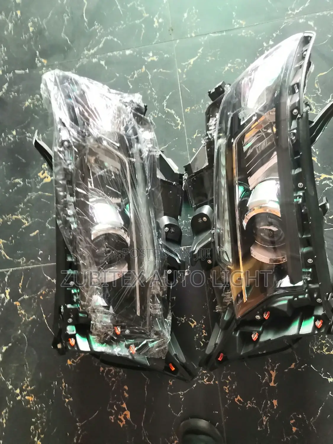 Set Toyota LANDCRUSER Parodo 2018