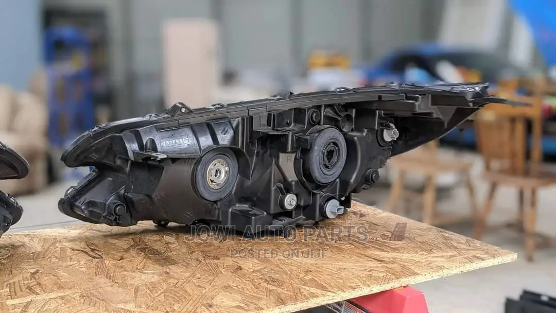 Headlights Honda CR-V 2016-18 Model