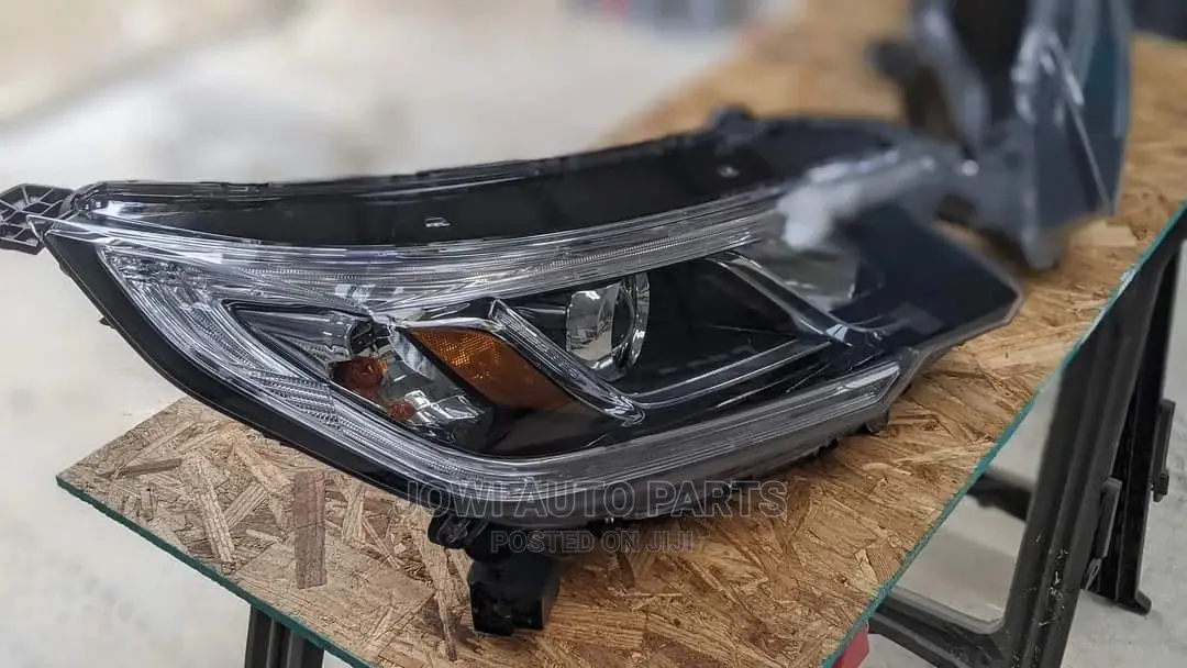 Headlights Honda CR-V 2016-18 Model