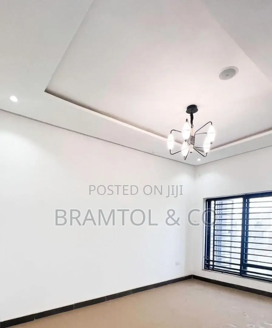 4bdrm Townhouse/Terrace in Dawaki for Sale