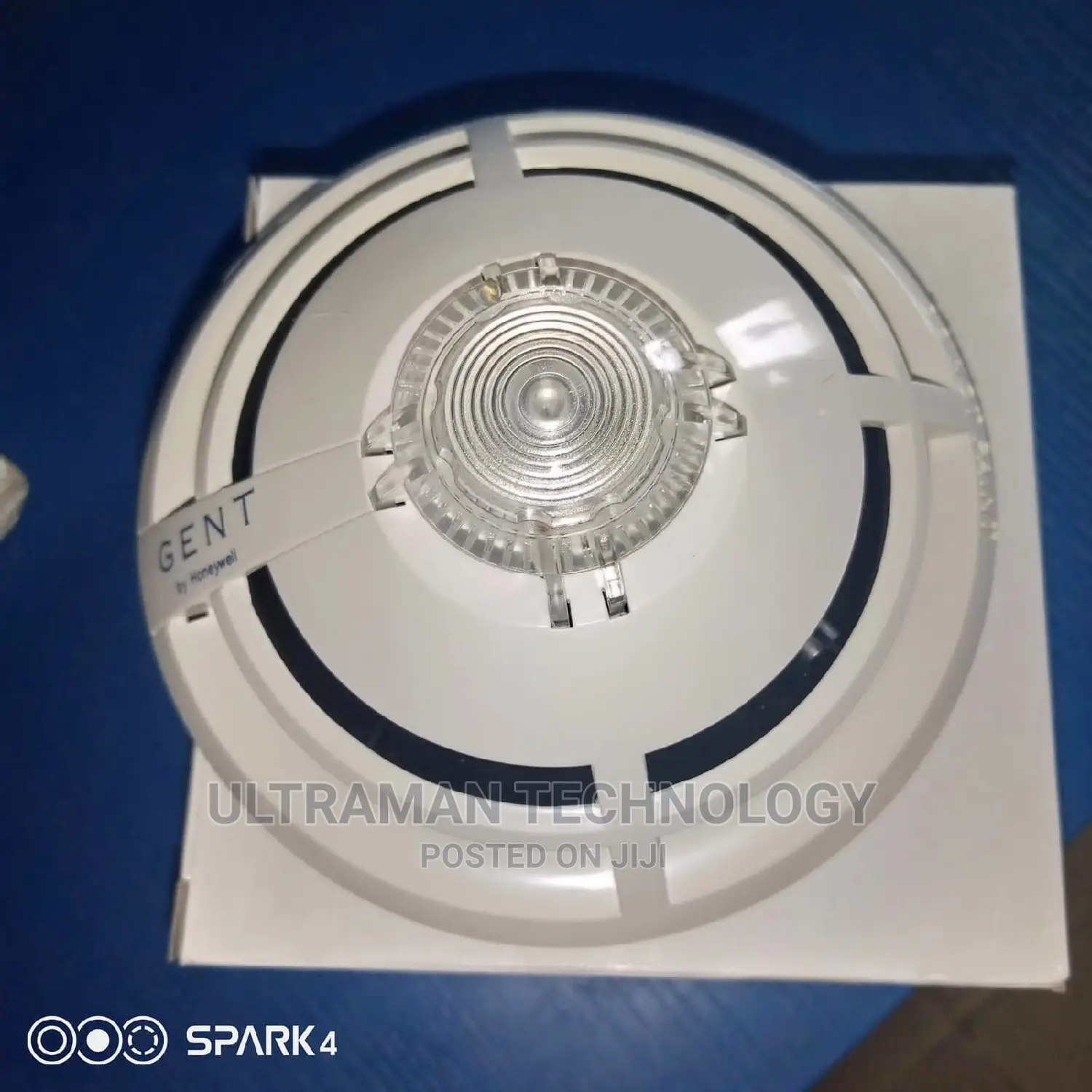 GENT Smoke Detector S4-715 by Honeywell