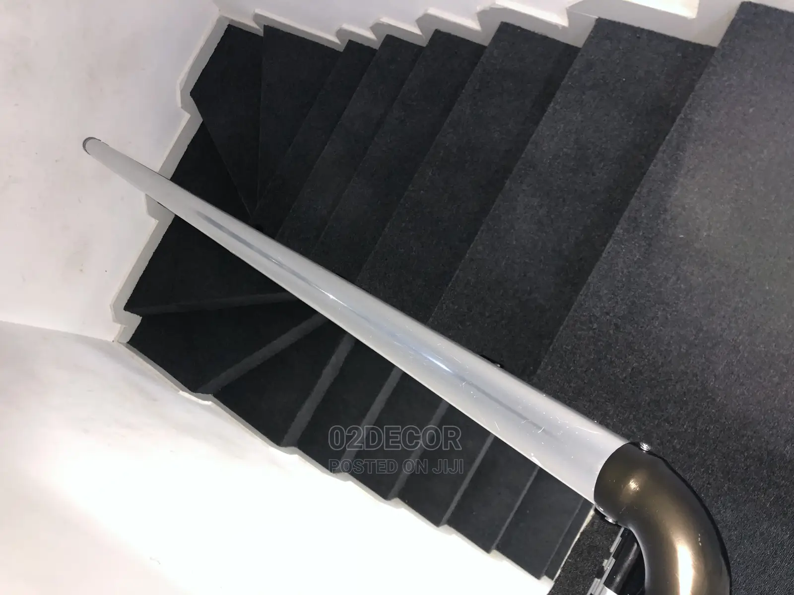 Plain Grey Rugs For Staircase