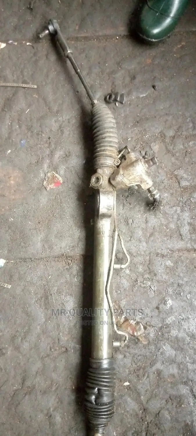Power Steering Rack for Nissan