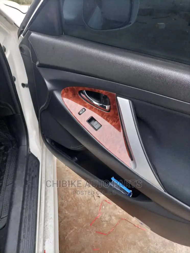 Camry Muscle Interior Formica