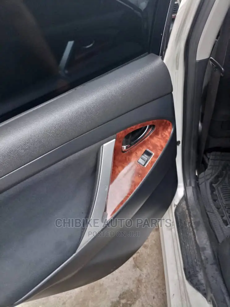 Camry Muscle Interior Formica