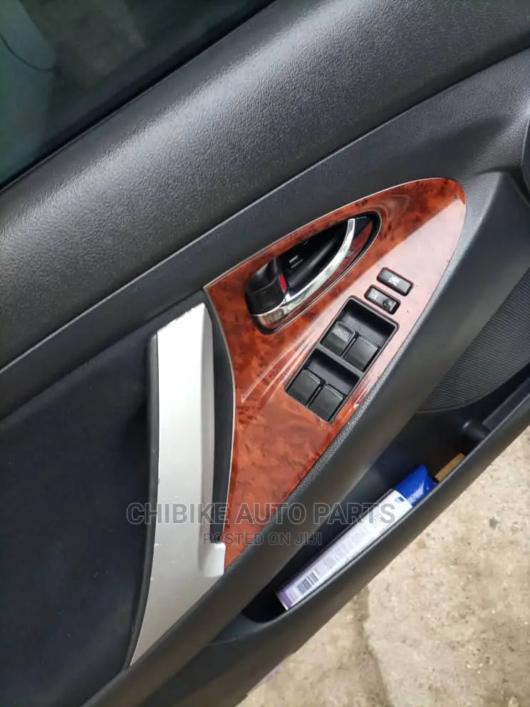 Camry Muscle Interior Formica
