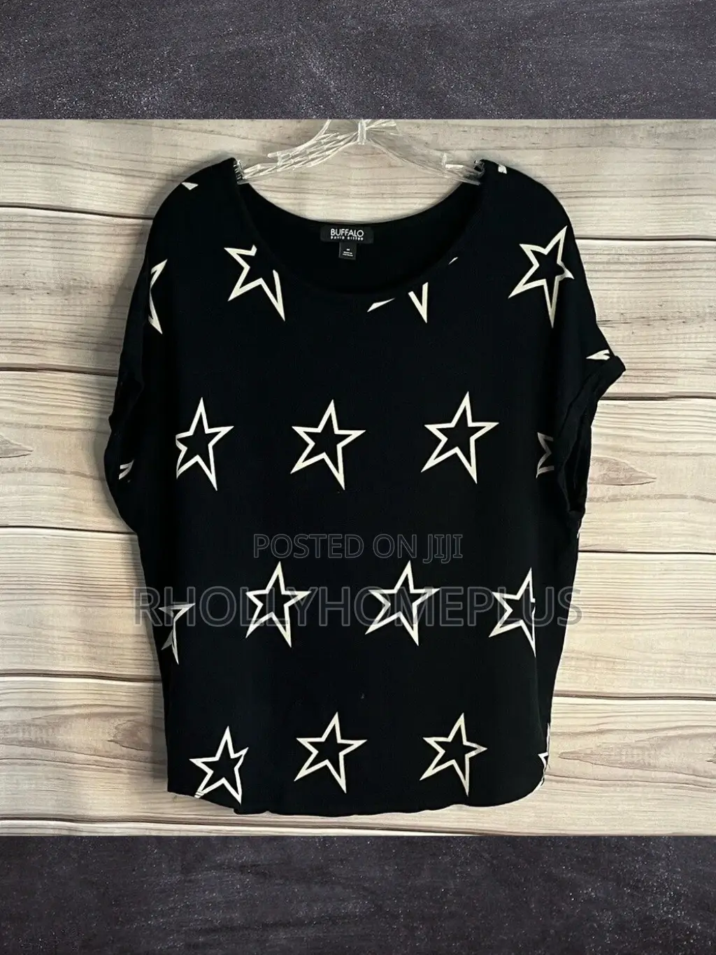Black Star Print Short Sleeve Knit Top