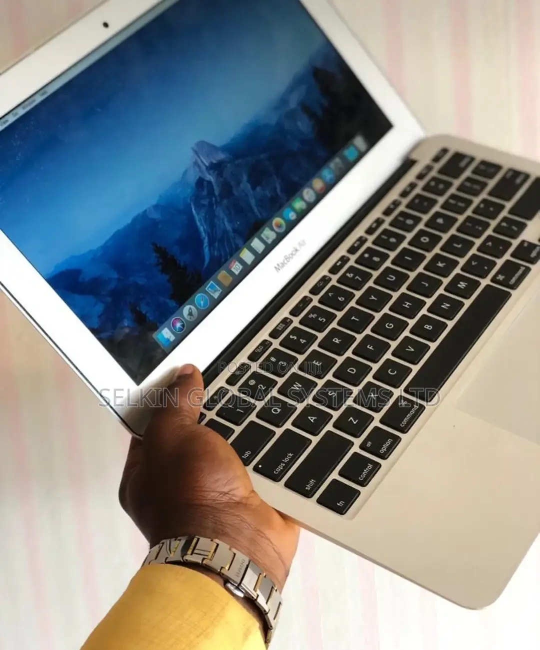 Laptop Apple MacBook Air 2015 8GB Intel Core I5 SSD 256GB