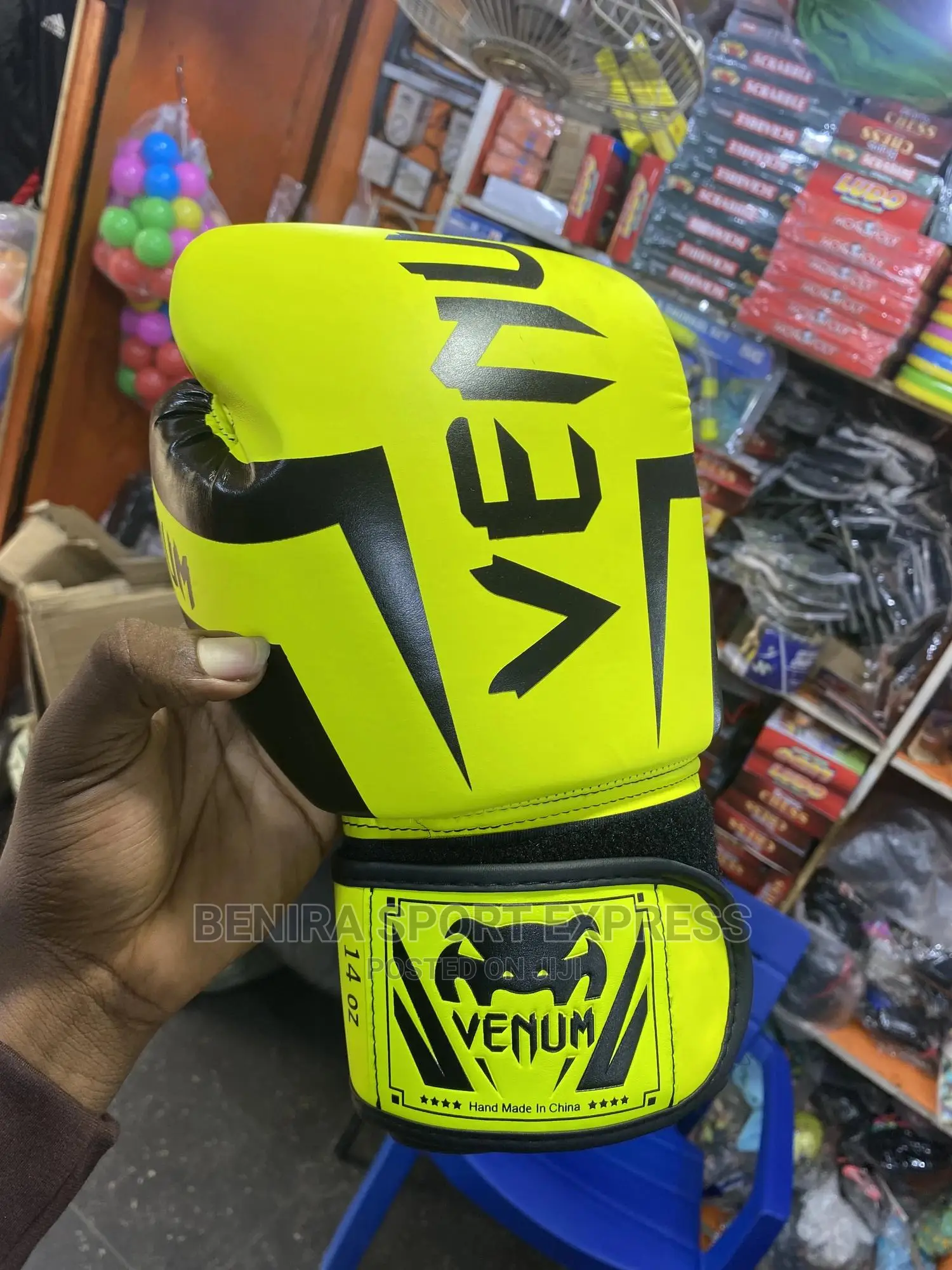 Boxing Gloves ( 09)