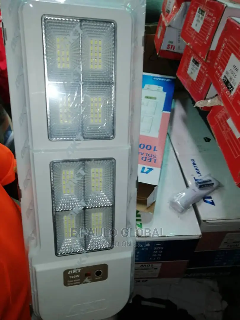 100wats Sola Panels Light Akt
