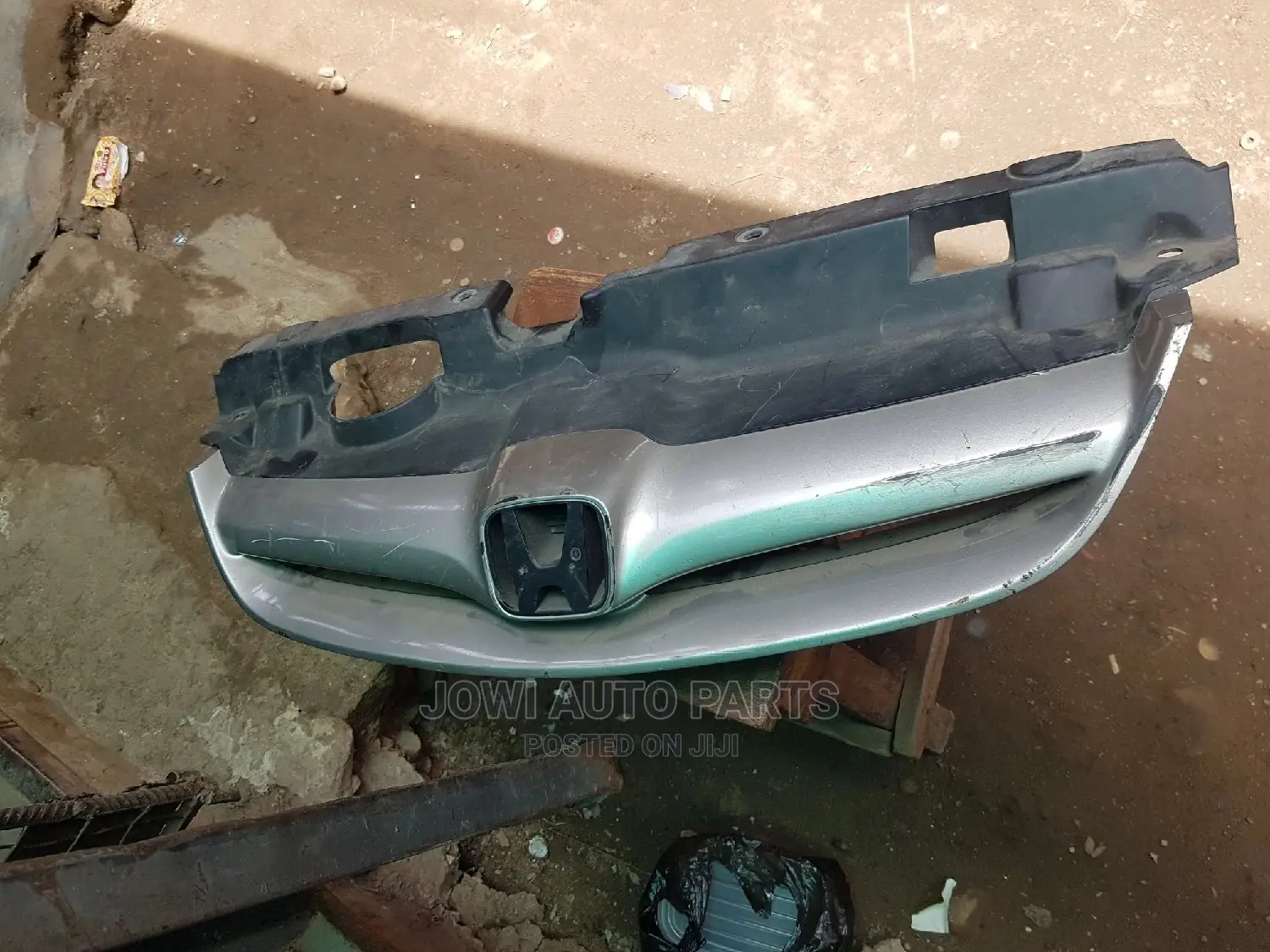 Front Grille Honda Civic 2004 Model