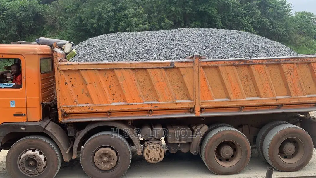 Laterite, Granite, Asphalt, Sand,Chipping Etc