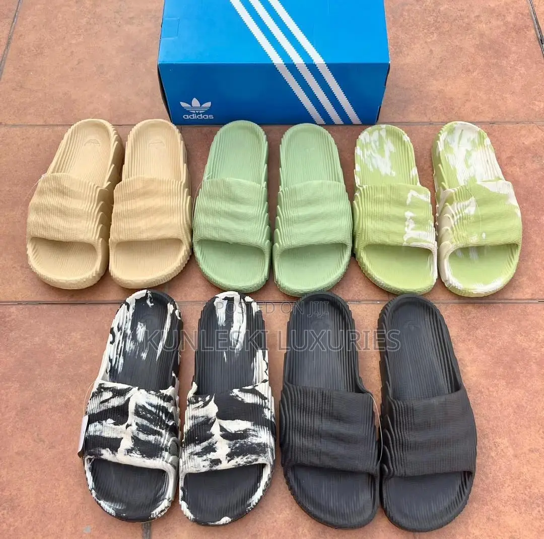Original Adidas Adillete 22 Slide Carbon Aluminum Available