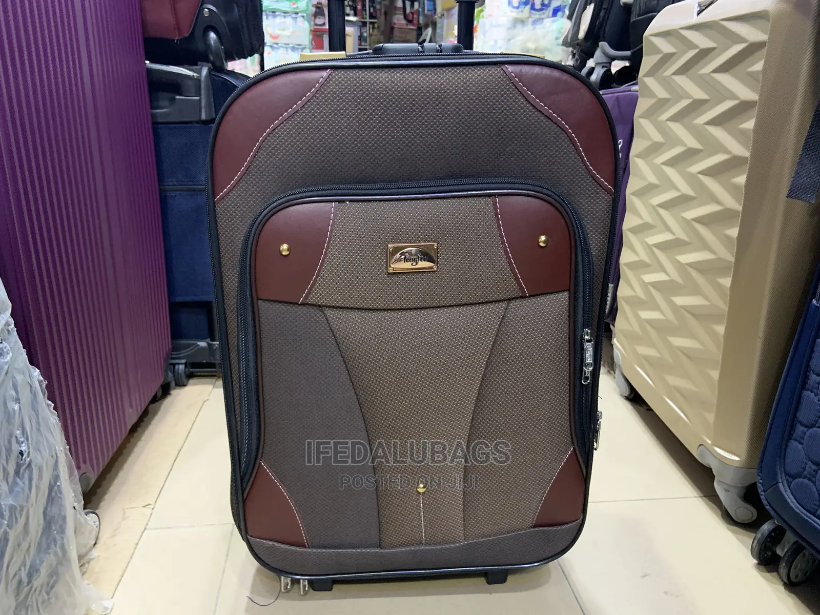 Small Size Light Weight Traveling Luggage