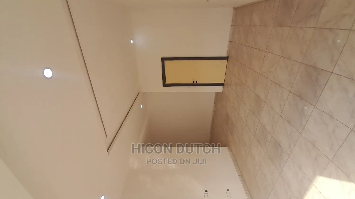 5bdrm Townhouse/Terrace in Life Camp Main for Sale