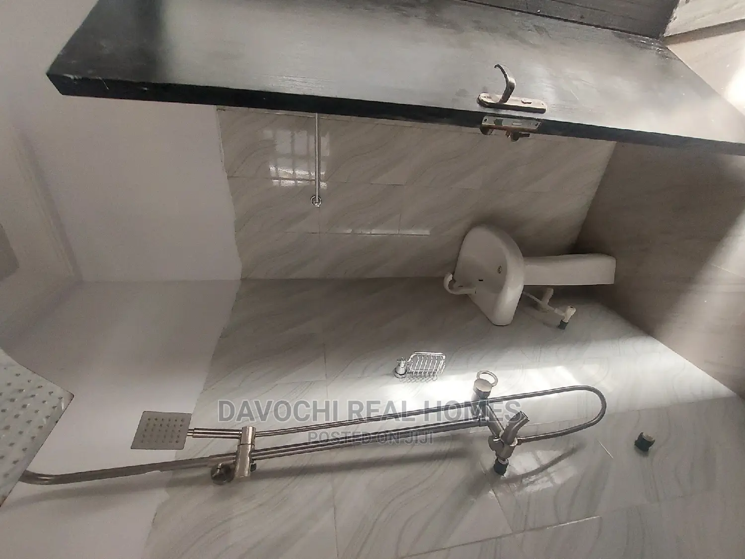 2bdrm Apartment in Immediately After, Ajah for rent
