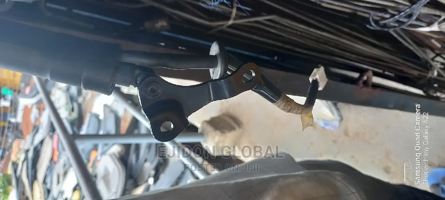 Electric Boot Shock Lexus NX200T NX300 2017 2018 2020
