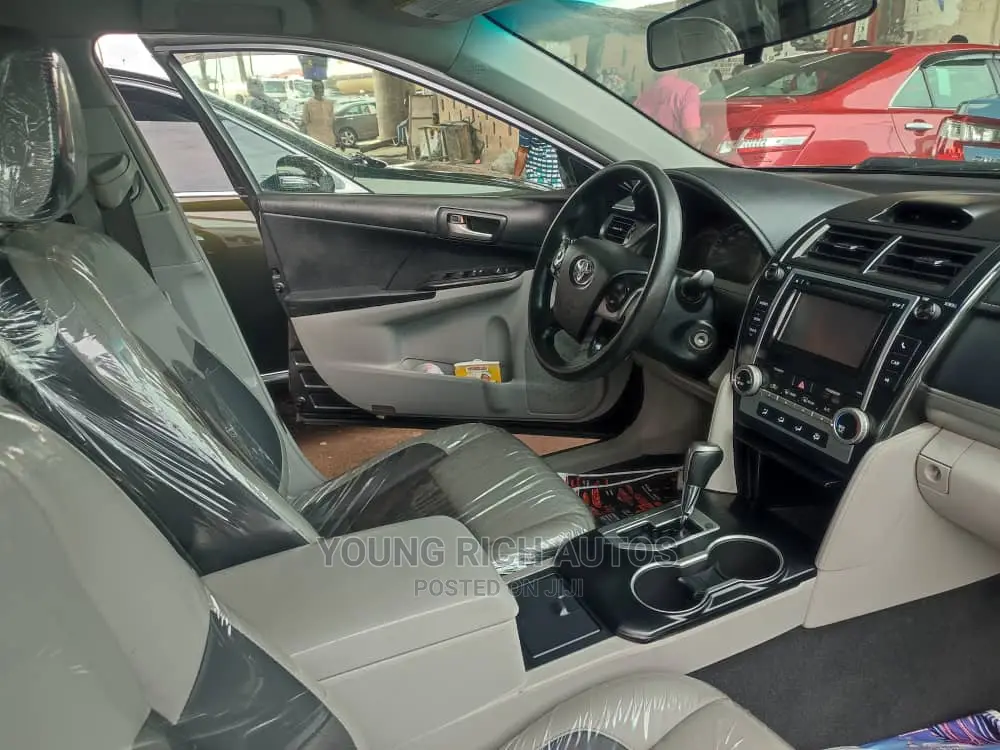 Toyota Camry 2013 Gray