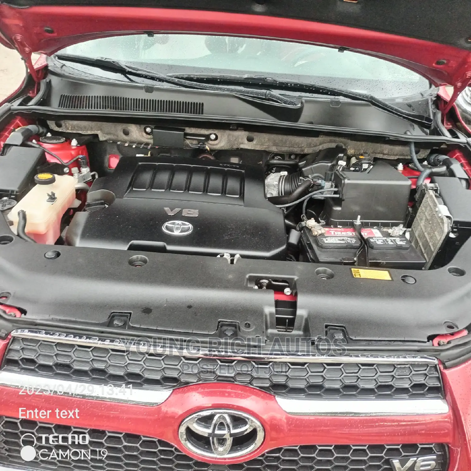 Toyota RAV4 2012 Red