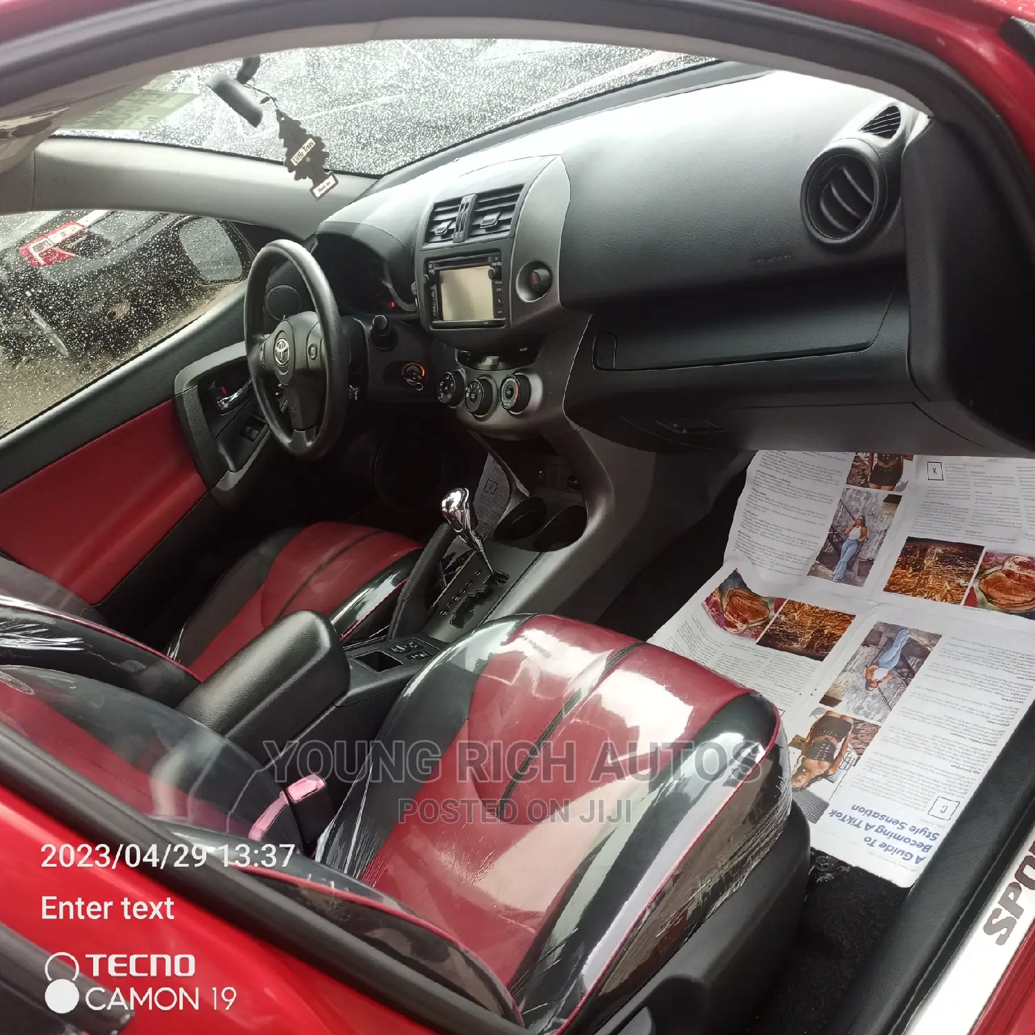 Toyota RAV4 2012 Red