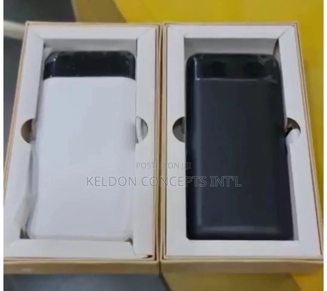Plain 10,000mah Powerbank With 3 in 1 Inbuilt Cables:50pcs