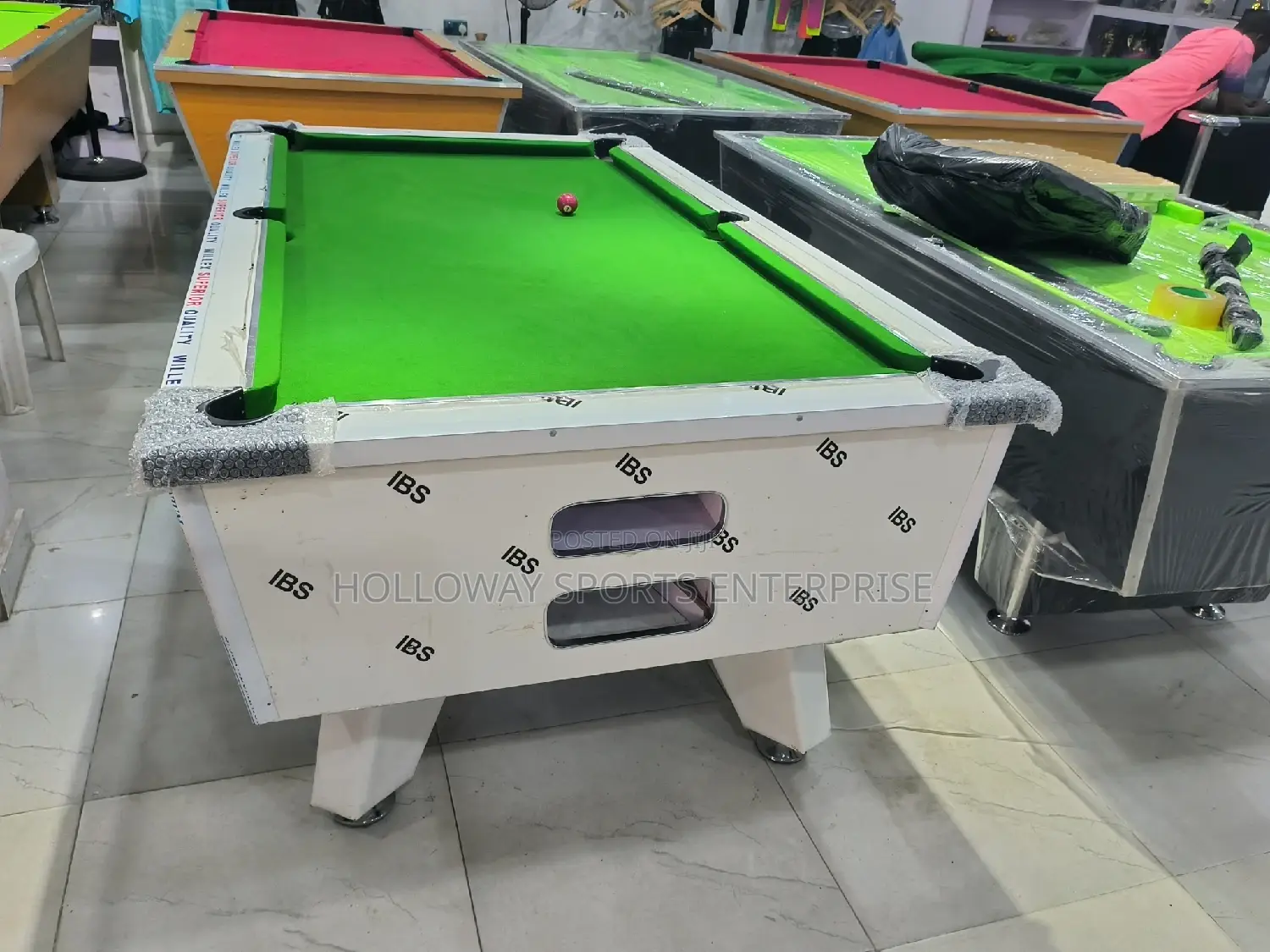 7ft Marble And Coin Operated Table