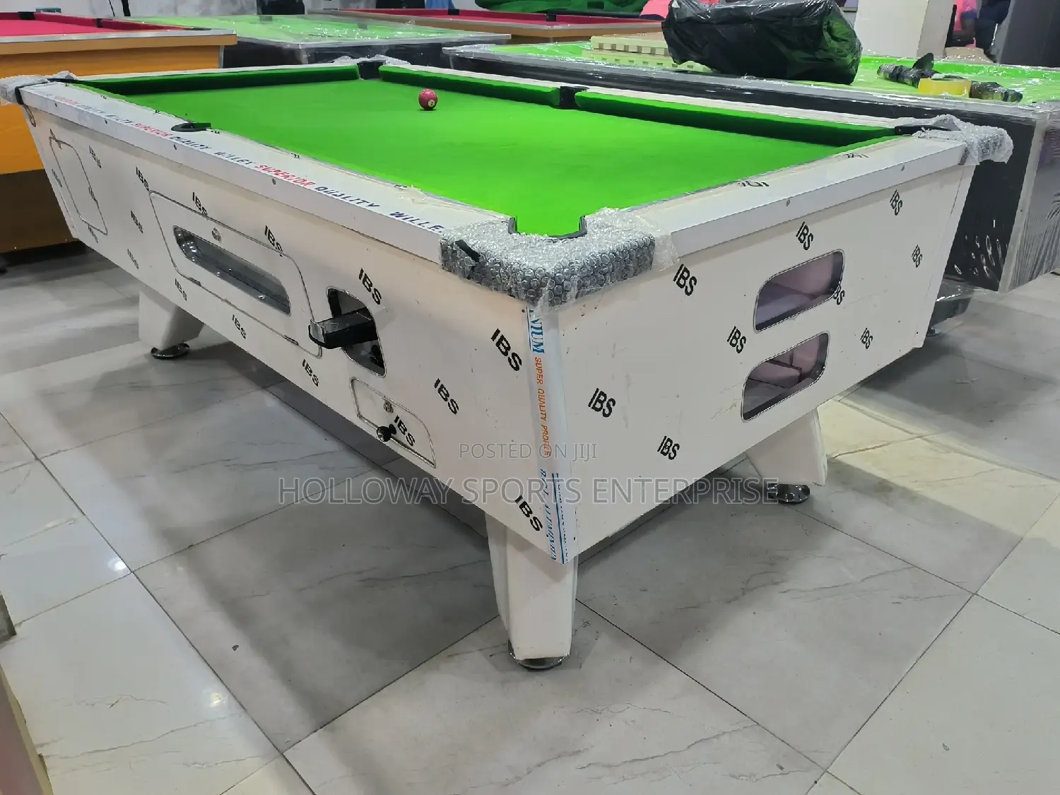 7ft Marble And Coin Operated Table