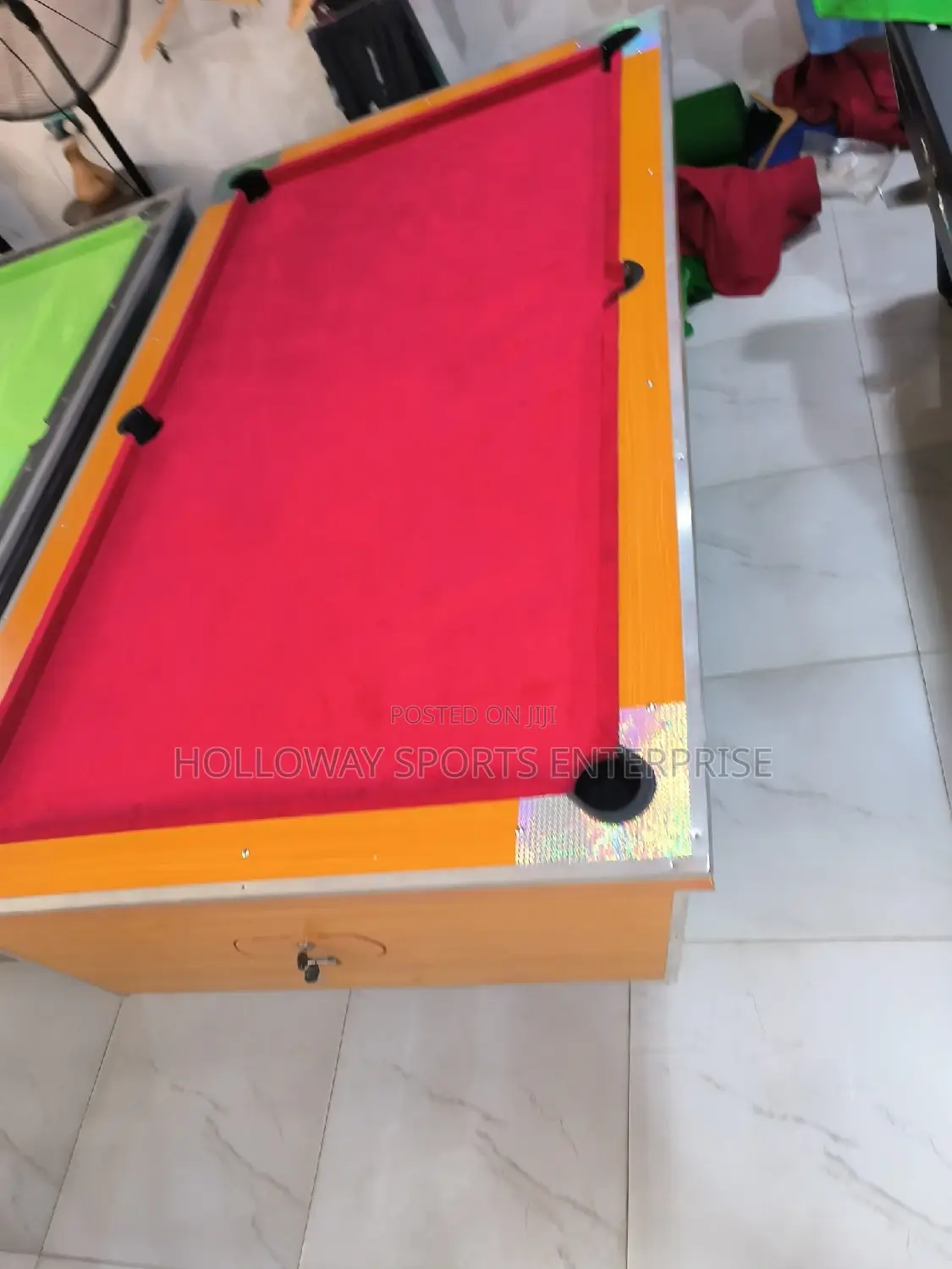 Reddish 7ft With Complete Accessories