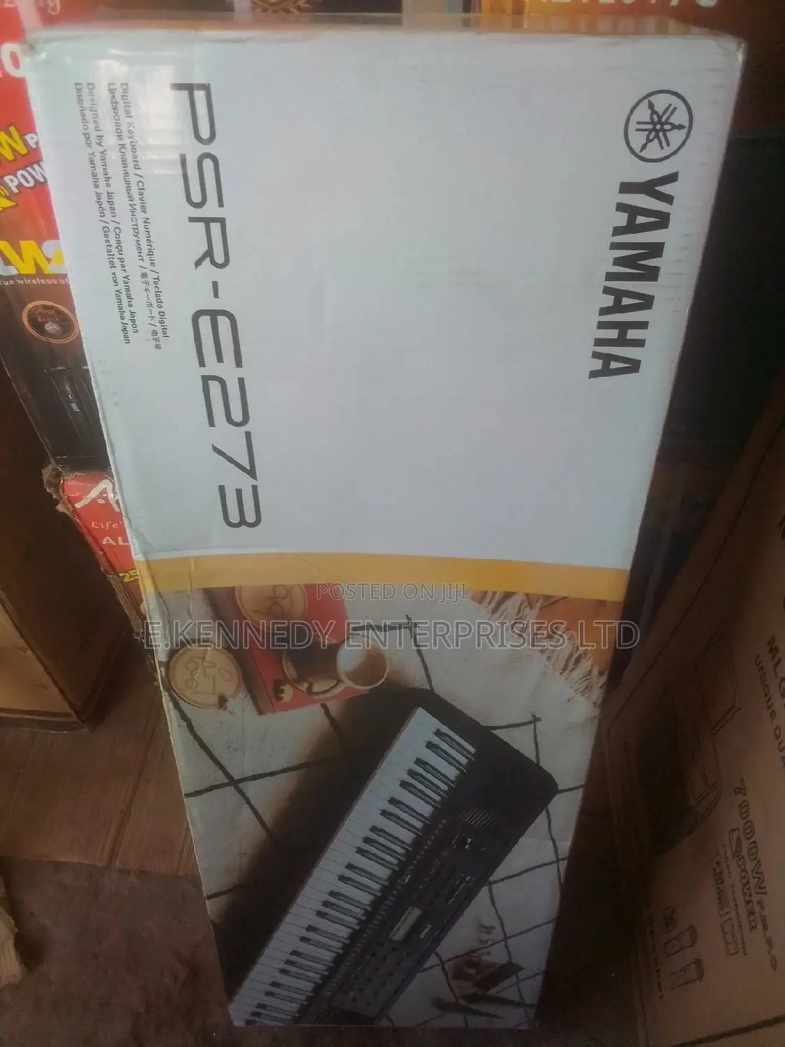 Yamaha PSR-E273 Keyboard With Stand/Adapter/Bench