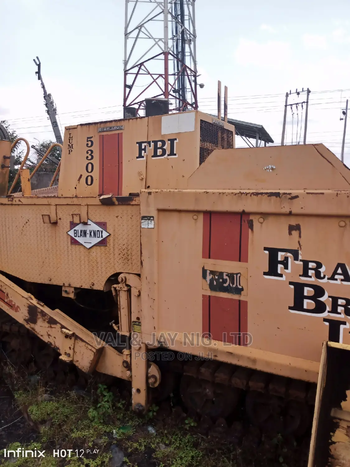 Blaw Knox Pf500 Track Asphalt Paver