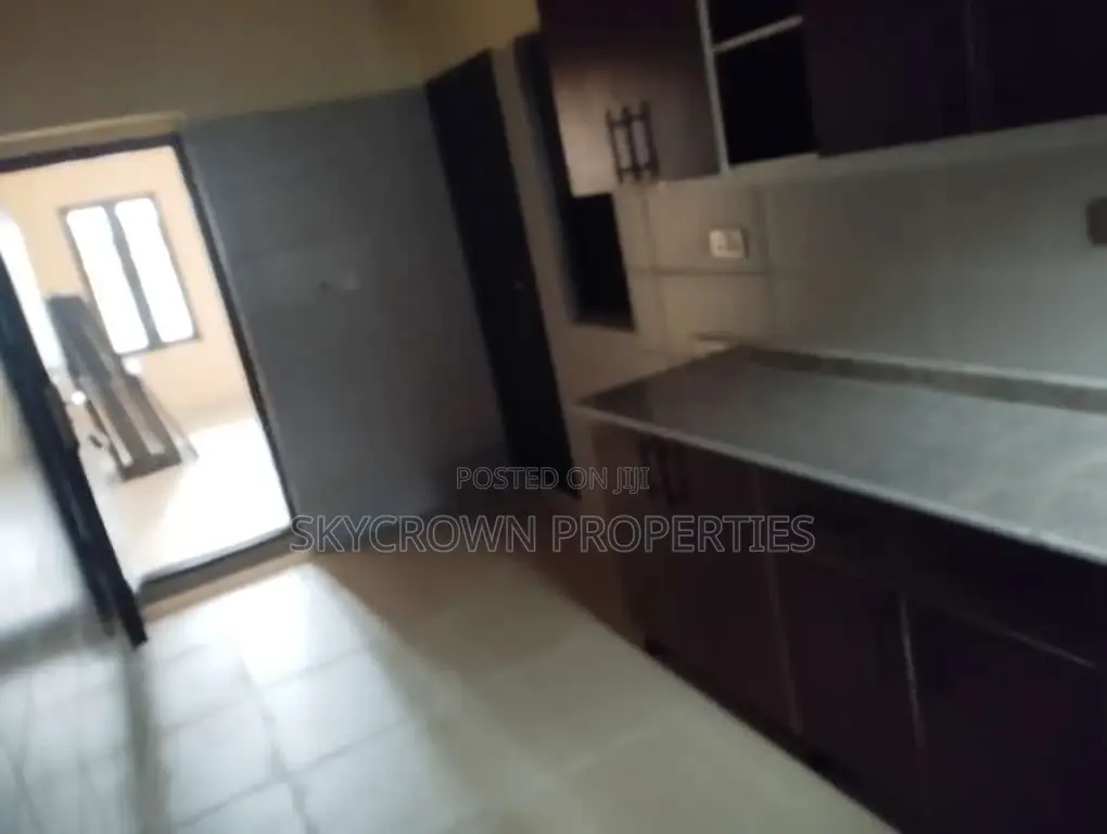 3bdrm Apartment in Ataoja, Osogbo for Rent