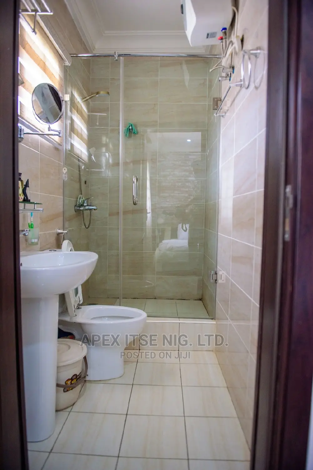 Exclusive Shower Glass Cubicle