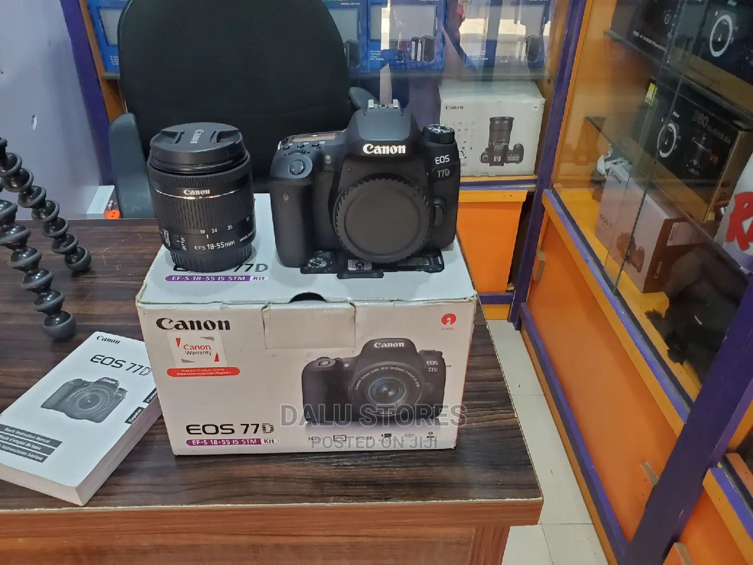 Canon EOS 77D With 18-55mm Lens