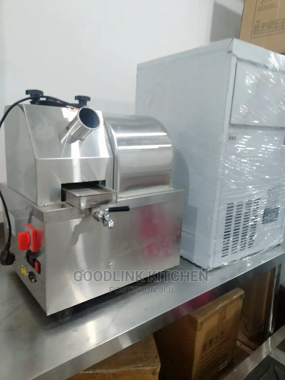 Sugarcane Juice Extractor