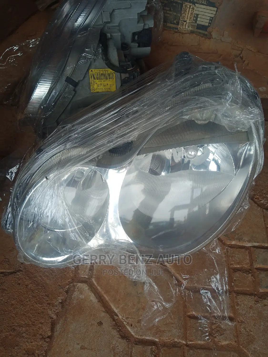 Headlight for Mercedes Benz C240,C300,Ml350,Glk350,E350