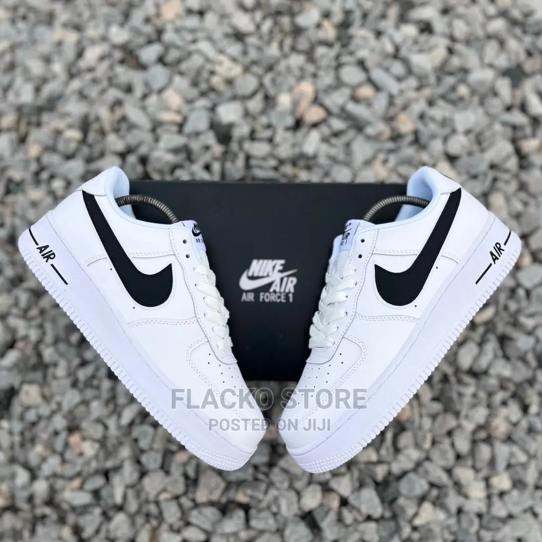 Original Nike Air Force 1 Low Royal Sneakers