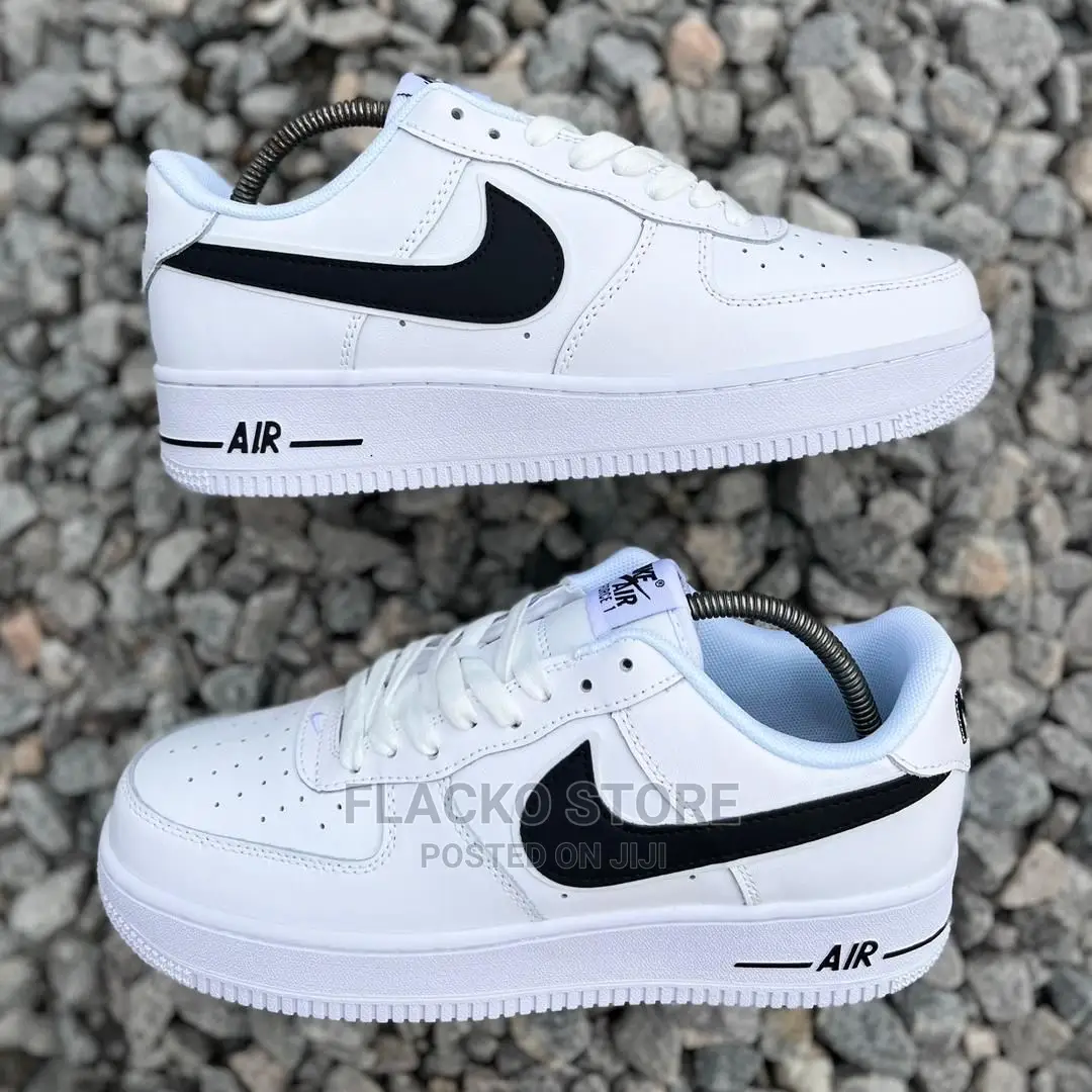 Original Nike Air Force 1 Low Royal Sneakers