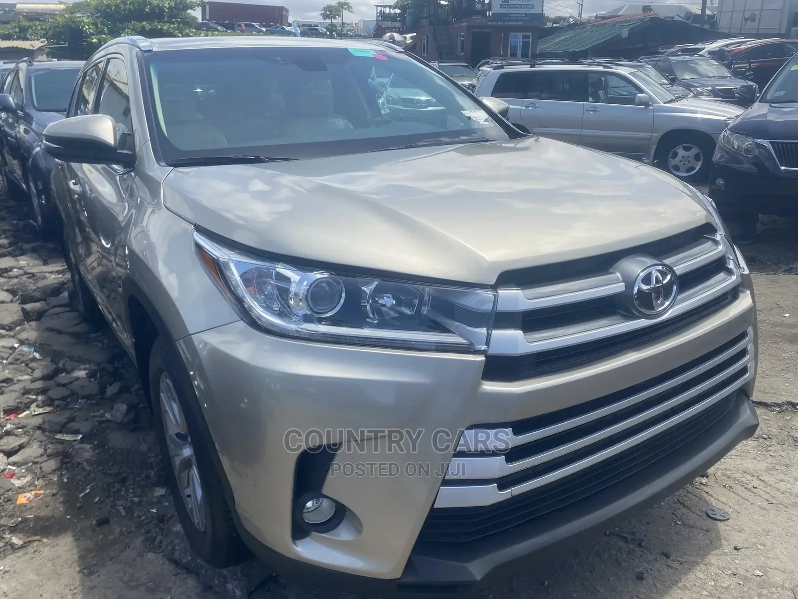 Toyota Highlander 2016 Gold