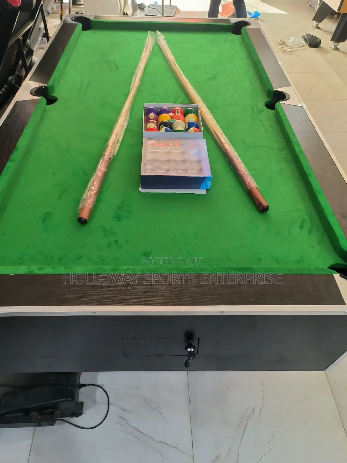 7ft Snooker Pool Table With Complete Accessories