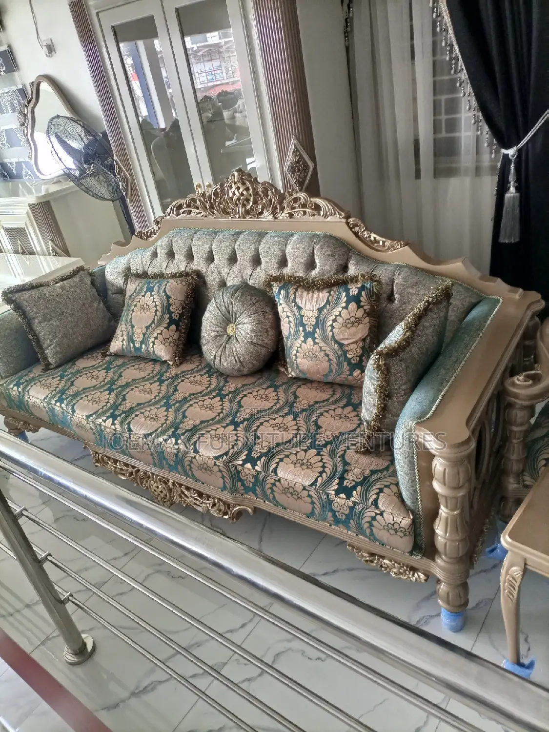 Luxury 8 Seater Living Room Fabric Made Royal Sofa Chair.