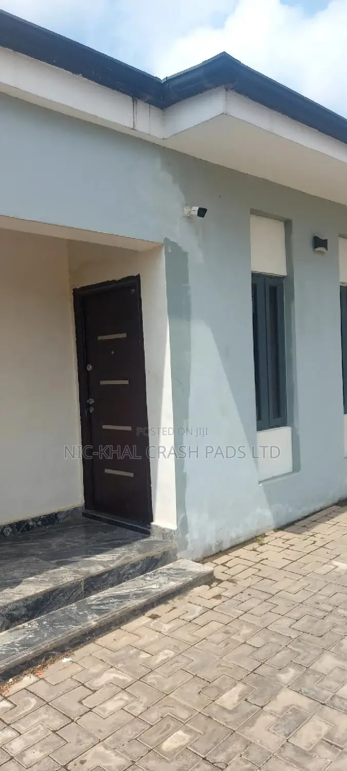 1bdrm Apartment in Jahi By Gilmor for rent